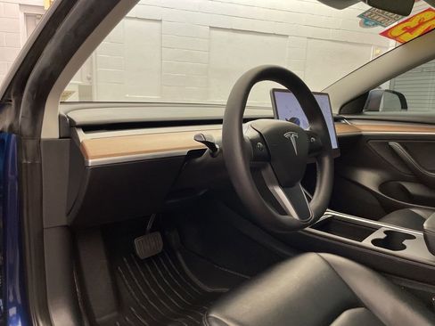 Used 2023 Tesla Model 3 Standard Range image 16
