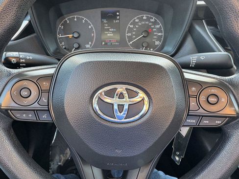 Used 2023 Toyota Corolla LE FWD image 20