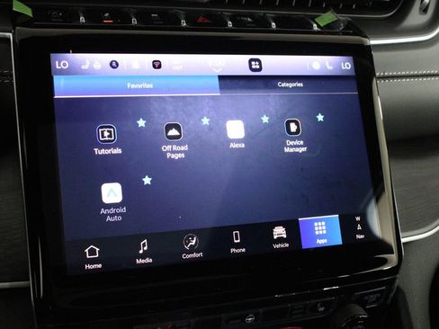 New 2025 Jeep Grand Cherokee L Limited w/ Black Appearance Package image 40