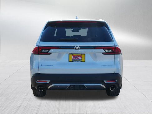 Used 2024 Toyota Grand Highlander AWD Hybrid image 6