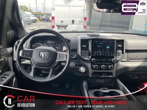 Used 2024 RAM 1500 Laramie RWD image 32