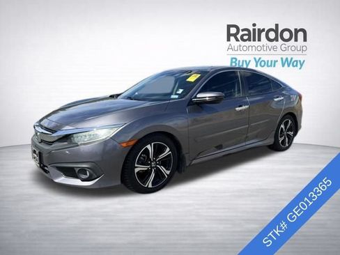 Used 2016 Honda Civic Touring image 3