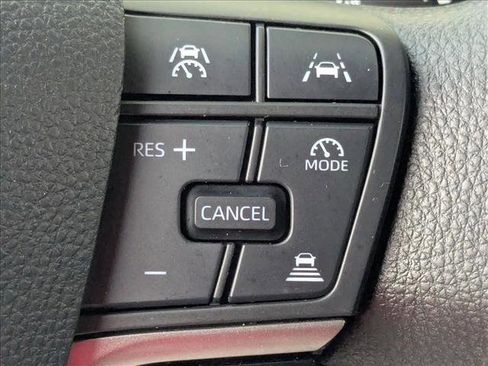 Used 2025 Toyota Camry LE FWD image 9