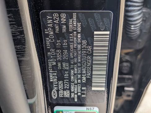 New 2026 Hyundai Elantra Sport FWD image 27