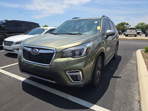 Used 2021 Subaru Forester Touring w/ Popular Package #2 AWD/4WD image 3
