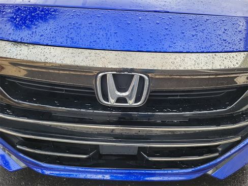 Used 2022 Honda Accord Sport image 8