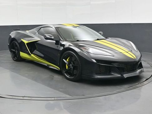Used 2024 Chevrolet Corvette E-Ray AWD/4WD image 1