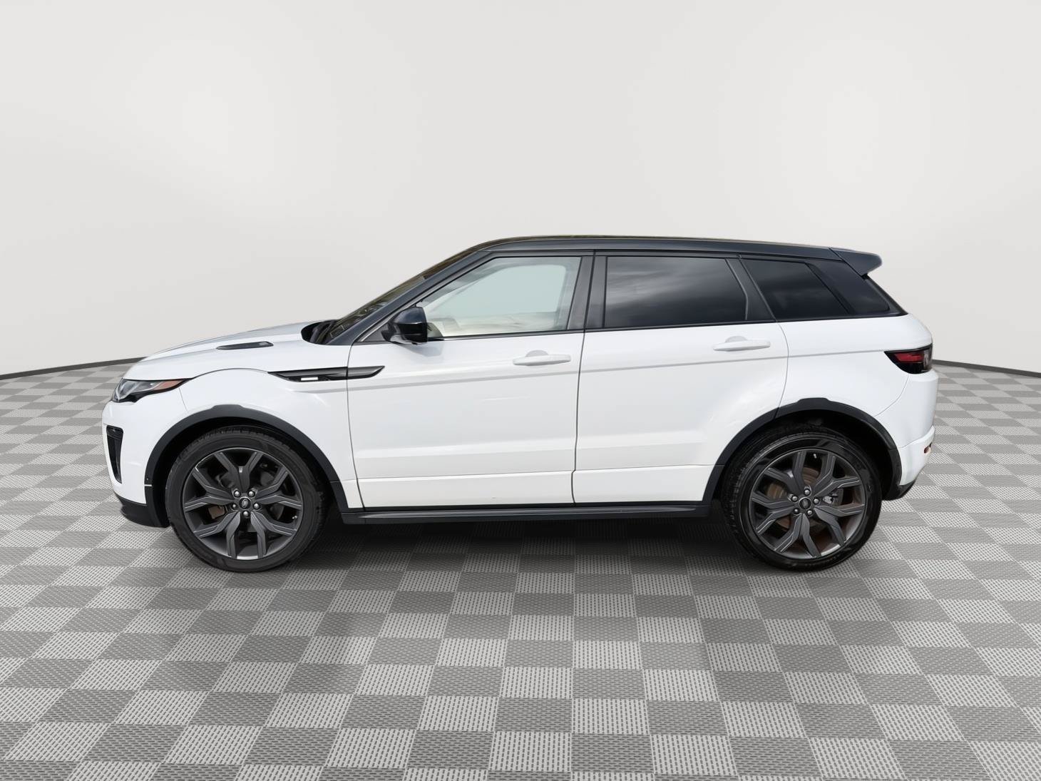 Used 2017 Land Rover Range Rover Evoque Autobiography AWD/4WD image 4