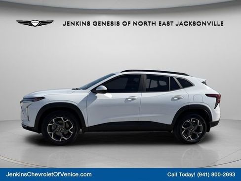 New 2026 Chevrolet Trax LT w/ Driver Confidence Package image 14