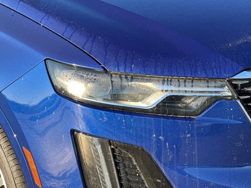 Certified 2025 Cadillac XT6 Premium Luxury image 50