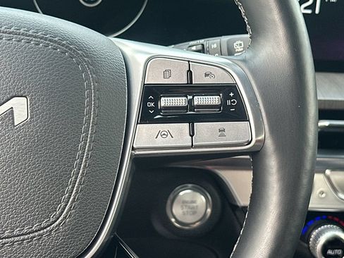 Used 2024 Kia Telluride SX Prestige AWD/4WD image 22