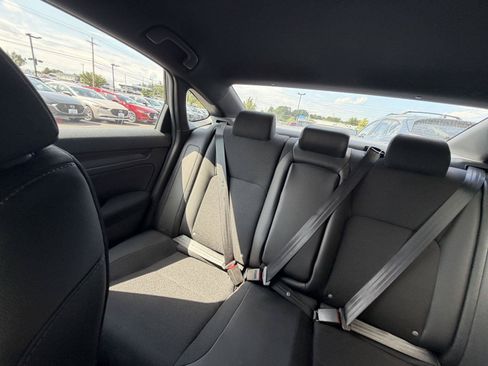 Used 2025 Honda Civic Sport image 20
