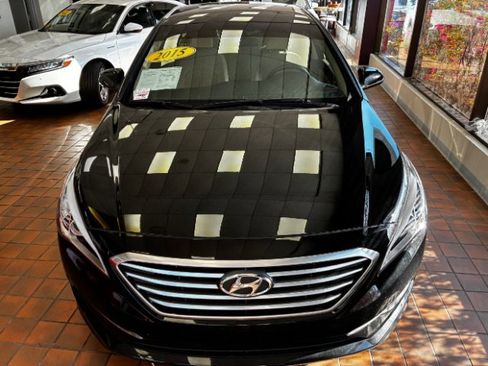 Used 2015 Hyundai Sonata SE FWD image 6