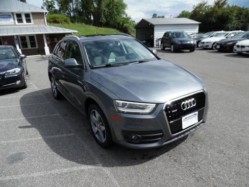 Used 2015 Audi Q3 2.0T Prestige w/ Prestige Package AWD/4WD image 8