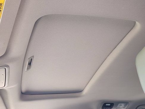 Used 2024 Honda Odyssey EX-L image 22