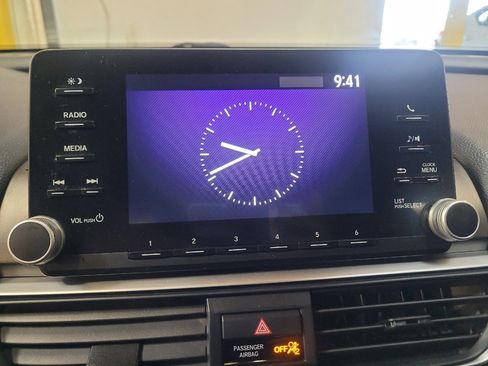 Used 2019 Honda Accord LX image 25