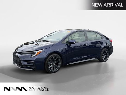 Used 2023 Toyota Corolla SE FWD image 1