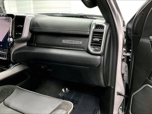 Used 2022 RAM 1500 Laramie w/ Night Edition AWD/4WD image 19