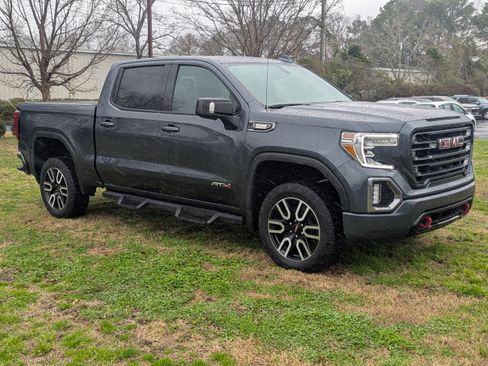 Used 2021 GMC Sierra 1500 AT4 image 2