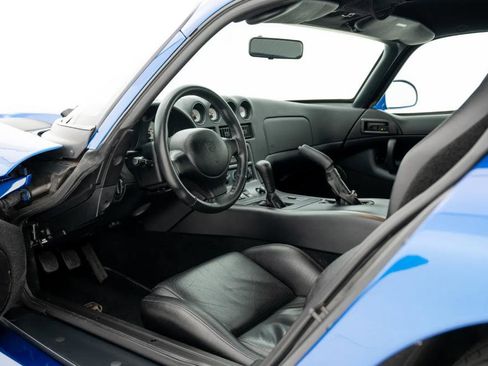 Used 1996 Dodge Viper GTS image 10