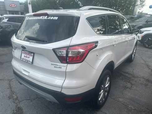 Used 2017 Ford Escape Titanium AWD/4WD image 4