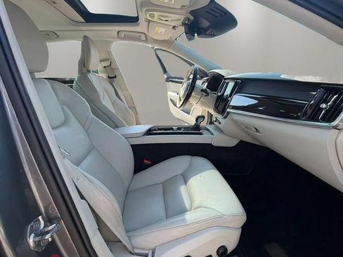 Used 2017 Volvo S90 T6 Momentum w/ Vision Package AWD/4WD image 10