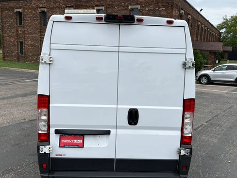 Used 2018 RAM ProMaster 2500 FWD image 9