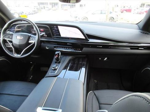 Used 2022 Cadillac Escalade ESV Sport w/ Touring Package image 9