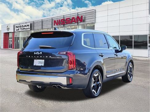 Used 2025 Kia Telluride S FWD image 4