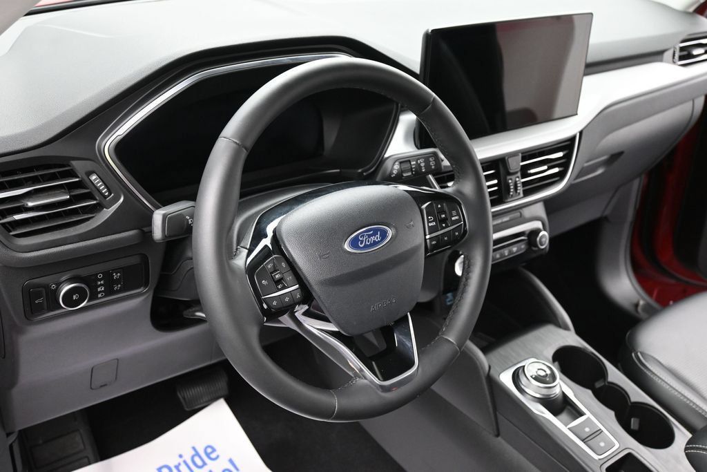 Certified 2023 Ford Escape Platinum AWD/4WD image 15