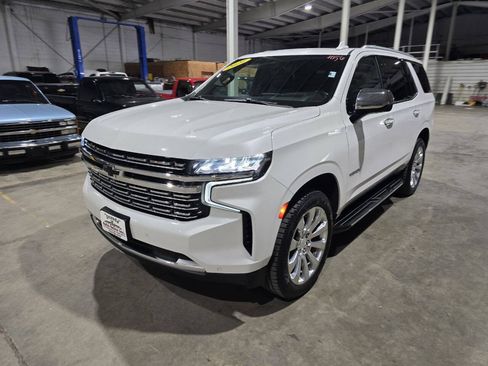 Used 2021 Chevrolet Tahoe Premier AWD/4WD image 2