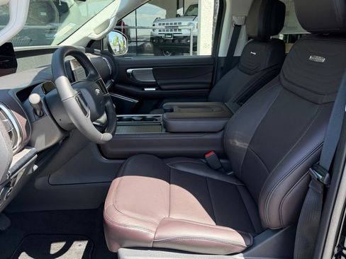 New 2026 Ford Expedition Platinum w/ Platinum Ultimate Package AWD/4WD image 13