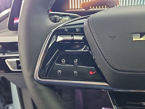 New 2026 Cadillac Lyriq V image 30