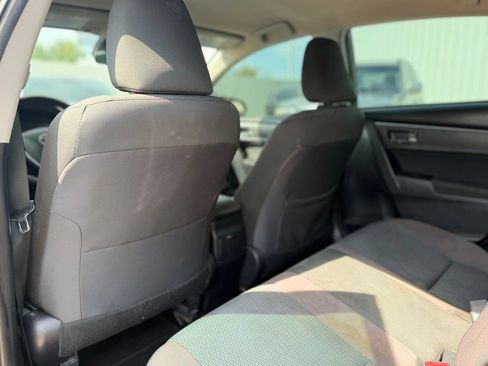 Used 2017 Toyota Corolla LE FWD image 17