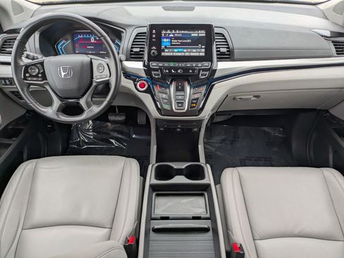 Certified 2024 Honda Odyssey Touring image 25