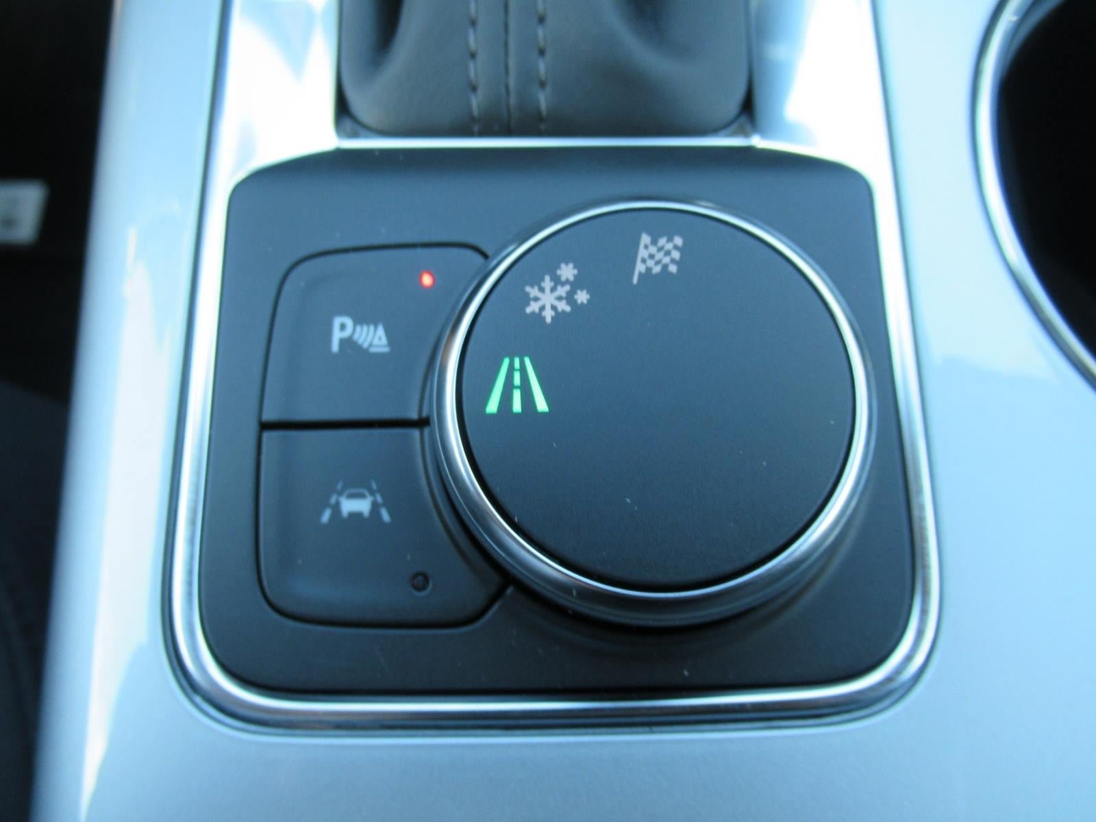 New 2026 Chevrolet Blazer LT w/ Sound & Technology Package FWD image 26