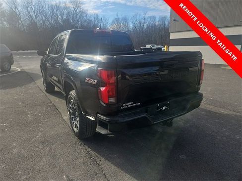 Certified 2025 Chevrolet Colorado Z71 image 3