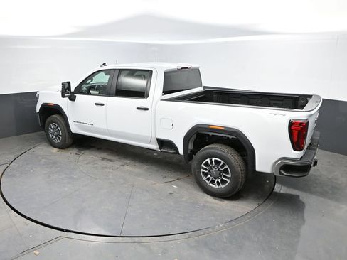 New 2026 GMC Sierra 3500 Pro w/ 1SA Pro Safety Plus Package AWD/4WD image 22