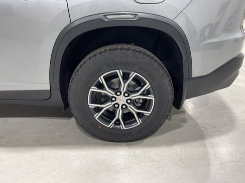 New 2026 GMC Acadia AT4 w/ Luxury Package AWD/4WD image 11
