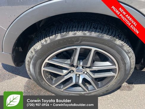 Used 2017 Ford Explorer Sport AWD/4WD image 10