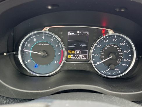 Used 2017 Subaru Crosstrek 2.0i Limited image 14