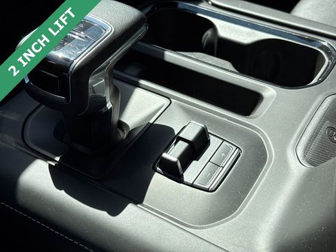 Used 2022 GMC Sierra 1500 AT4X image 26