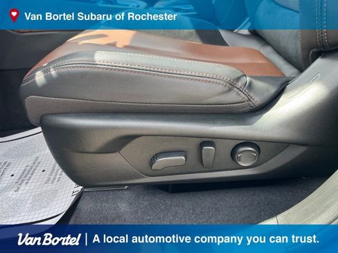 Used 2025 Subaru Forester Touring AWD/4WD image 18