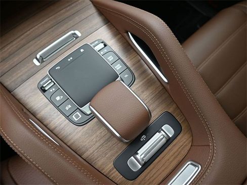 New 2026 Mercedes-Benz GLE 580 4MATIC image 33