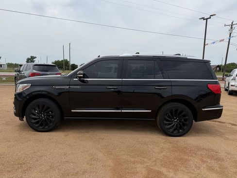 Used 2020 Lincoln Navigator Reserve w/ Equipment Group 208A Reserve AWD/4WD image 8