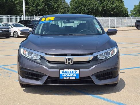 Used 2018 Honda Civic EX image 3