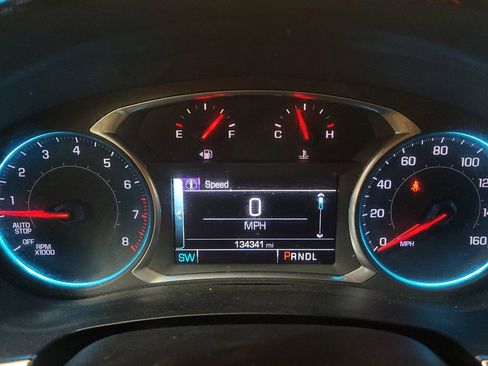 Used 2018 Chevrolet Traverse LT FWD image 23