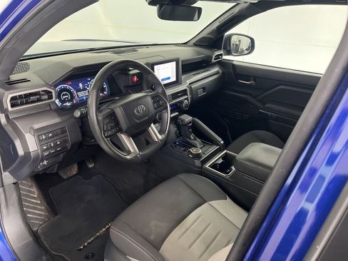 Used 2024 Toyota Tacoma TRD Off-Road w/ TRD Off Road Upgrade Package AWD/4WD image 24