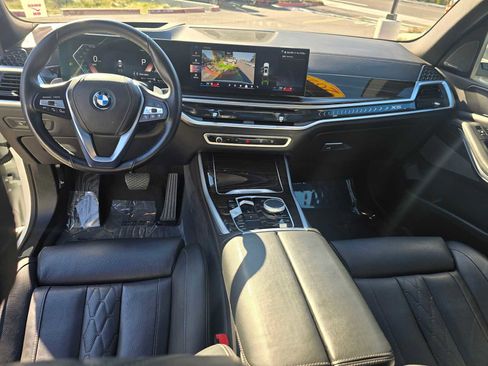 Used 2025 BMW X5 xDrive50e image 23