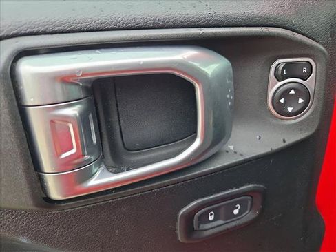 Used 2019 Jeep Wrangler Unlimited Sport S AWD/4WD image 10